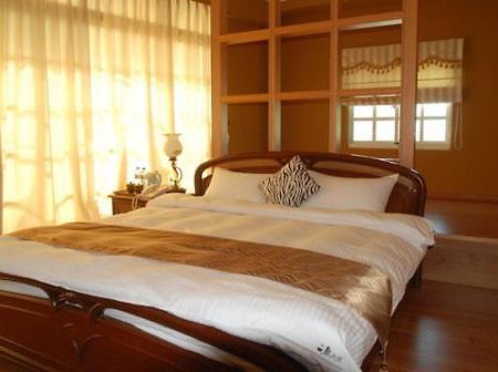 Bed and Breakfast Lk Breakfast And Beds à Lukang Extérieur photo