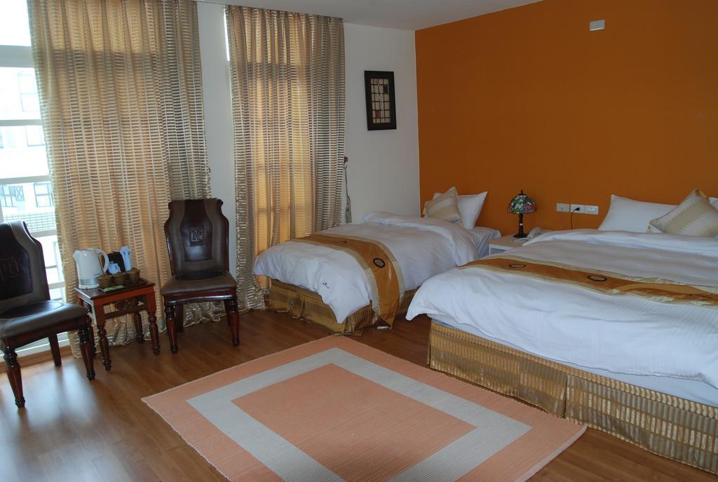 Bed and Breakfast Lk Breakfast And Beds à Lukang Extérieur photo