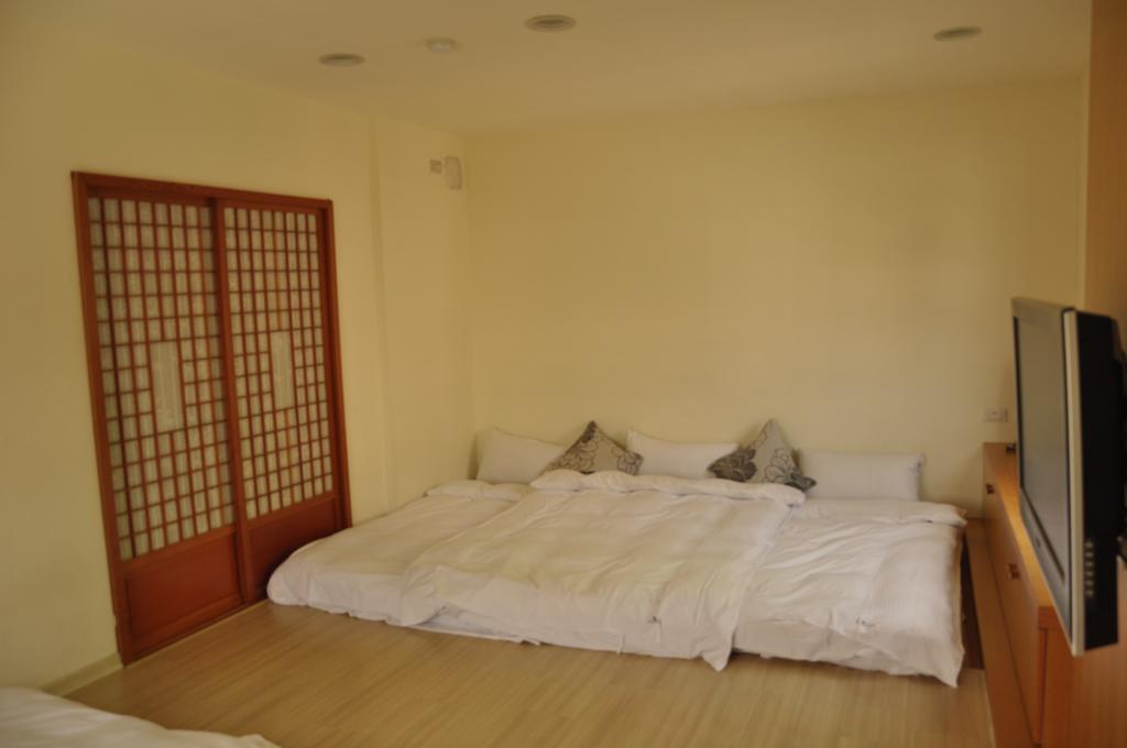 Bed and Breakfast Lk Breakfast And Beds à Lukang Extérieur photo